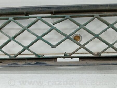 ФОТО Решетка бампера центральная для Toyota RAV-4 (05-12) Киев