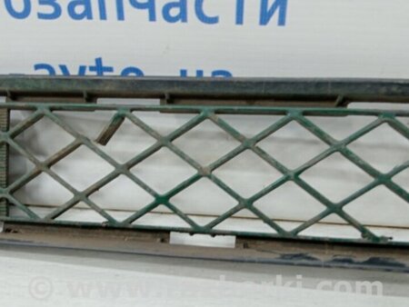 ФОТО Решетка бампера центральная для Toyota RAV-4 (05-12) Киев