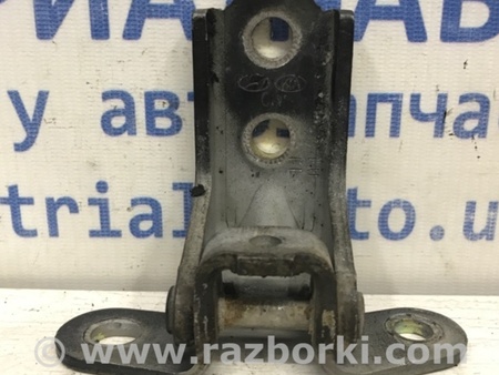 ФОТО Петля двери передней правой для Hyundai Santa Fe CM (05-12) Київ