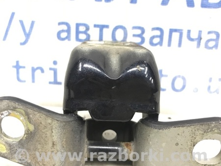 ФОТО Петля двери передней правой для Hyundai Santa Fe CM (05-12) Київ