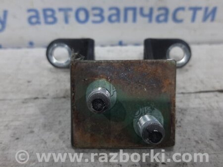 ФОТО Петля крышки багажника для SsangYong Kyron Киев