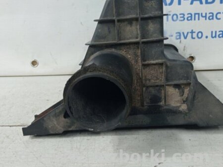 ФОТО Резонатор воздушного фильтра для Mazda CX-7 Киев