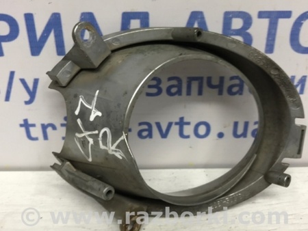 ФОТО Решетка противотуманки правая для Mazda CX-7 Киев