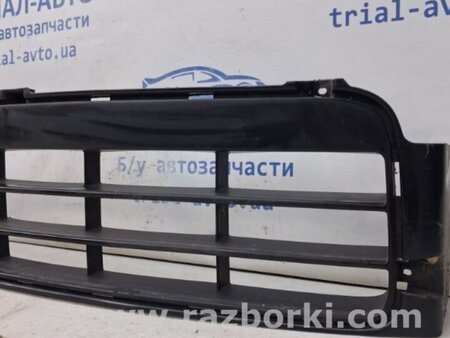 ФОТО Решетка бампера центральная для Suzuki SX4 Киев