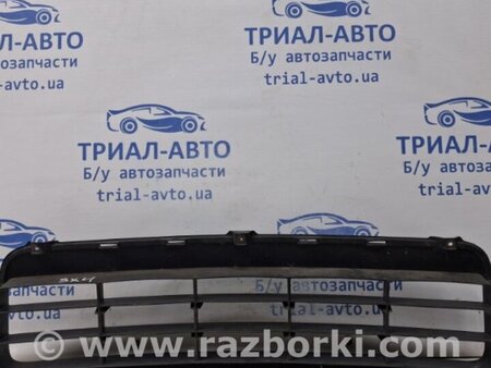 ФОТО Решетка бампера центральная для Suzuki SX4 Киев
