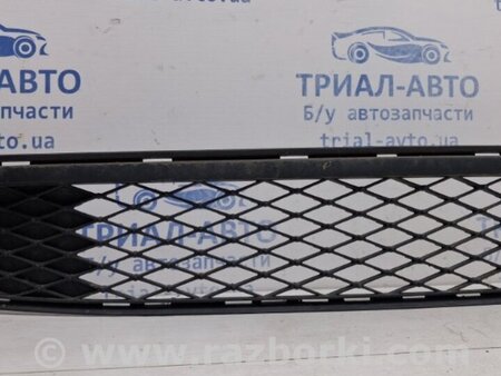 ФОТО Решетка бампера центральная для Toyota Auris E150 (10.2006-11.2012) Київ