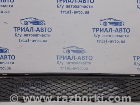 ФОТО Решетка бампера центральная для Toyota Auris E150 (10.2006-11.2012) Київ