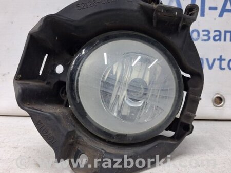 ФОТО Фара противотуманная левая для Toyota Auris E150 (10.2006-11.2012) Киев