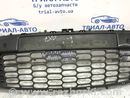 ФОТО Решетка бампера центральная для Mazda CX-7 Київ
