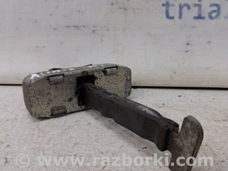 ФОТО Ограничитель двери передний левый для Toyota Auris E150 (10.2006-11.2012) Киев