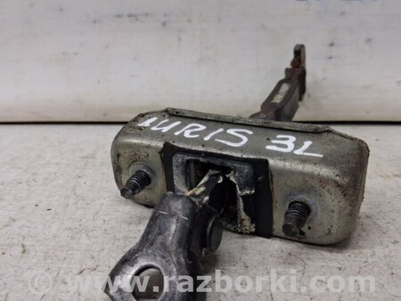 ФОТО Ограничитель двери задний левый для Toyota Auris E150 (10.2006-11.2012) Киев