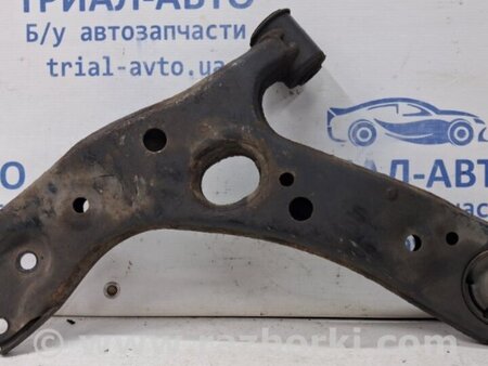 ФОТО Рычаг правый для Toyota Auris E150 (10.2006-11.2012) Киев