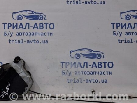 ФОТО Замок двери передний правый для Toyota Auris E150 (10.2006-11.2012) Київ