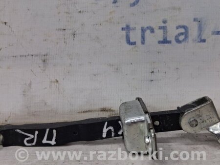 ФОТО Ограничитель двери передний правый для Suzuki SX4 Київ