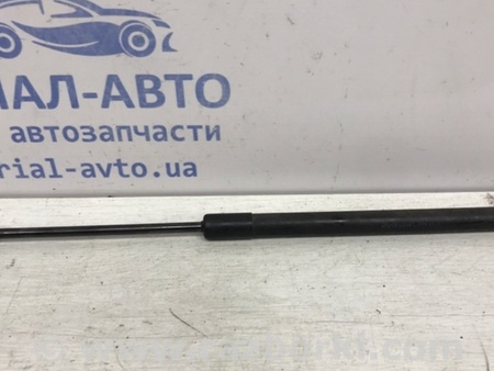 ФОТО Амортизатор крышки багажника для Suzuki SX4 Киев