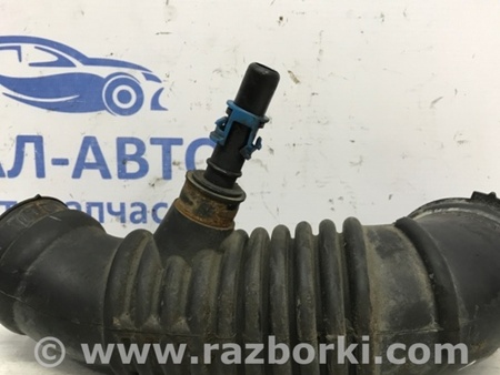 ФОТО Патрубок воздушного фильтра для Mazda CX-7 Київ