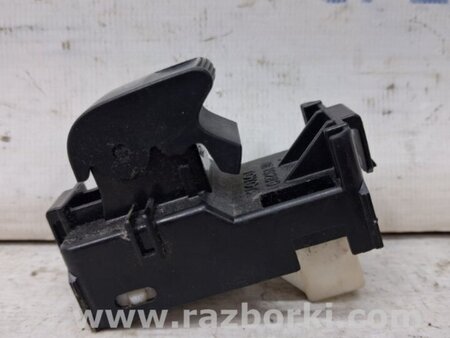 ФОТО Кнопка стеклоподъемника для Toyota Auris E150 (10.2006-11.2012) Київ