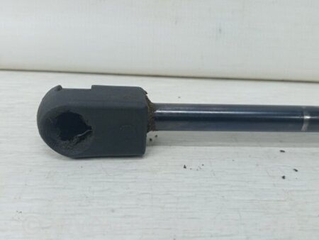 ФОТО Амортизатор крышки багажника для SsangYong Rexton Киев