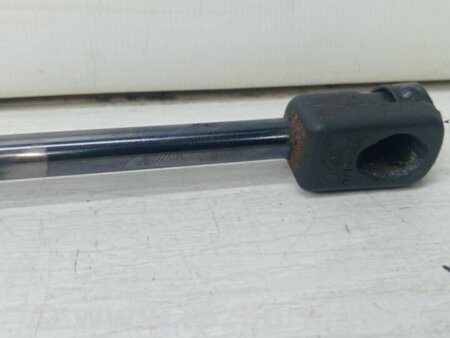 ФОТО Амортизатор крышки багажника для SsangYong Rexton Киев