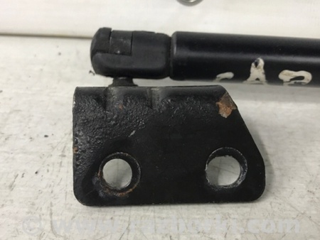 ФОТО Амортизатор капота для Chevrolet Captiva Киев