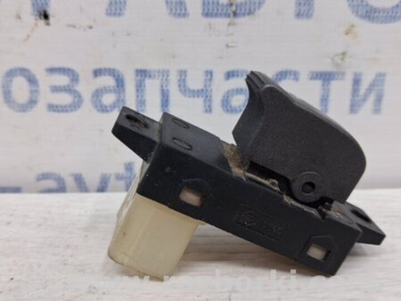 ФОТО Кнопка стеклоподъемника для SsangYong Rexton Киев