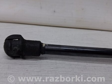 ФОТО Амортизатор крышки багажника для Toyota Auris E150 (10.2006-11.2012) Киев