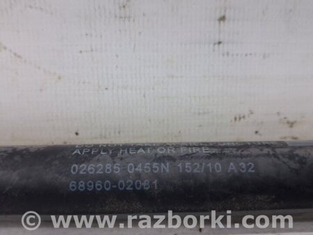 ФОТО Амортизатор крышки багажника для Toyota Auris E150 (10.2006-11.2012) Київ