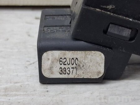 ФОТО Кнопка стеклоподъемника для Suzuki SX4 Киев