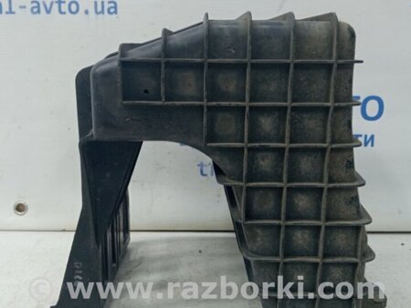 ФОТО Резонатор воздушного фильтра для Mazda 6 GH (2008-...) Киев