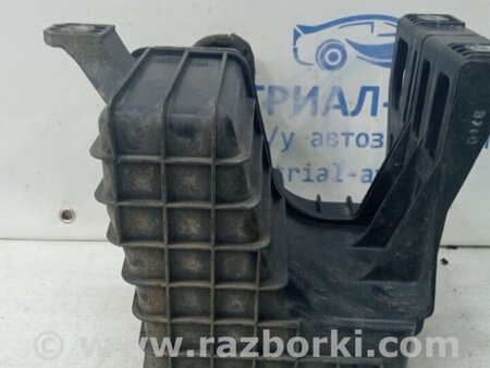 ФОТО Резонатор воздушного фильтра для Mazda 6 GH (2008-...) Киев