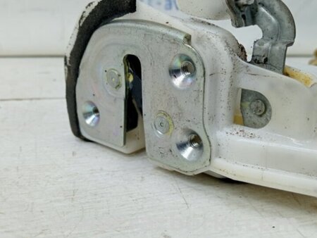 ФОТО Замок двери задний правый для Mazda 6 GH (2008-...) Киев