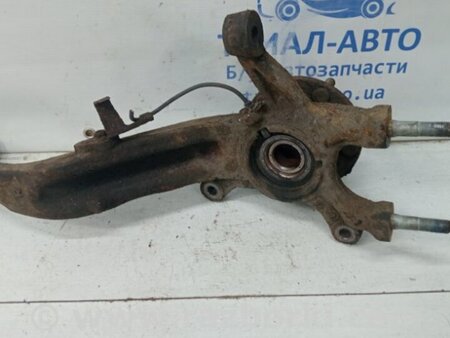 ФОТО Кулак поворотный правый со ступицей для Mazda 6 GH (2008-...) Киев