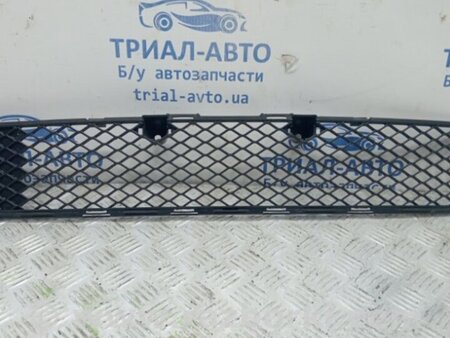 ФОТО Решетка бампера центральная для Mitsubishi Lancer X 10 (08-17) Київ
