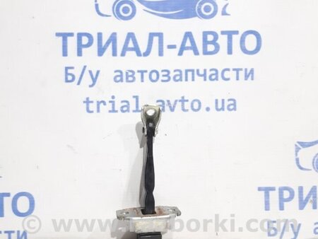 ФОТО Ограничитель двери передний правый для Mitsubishi Lancer X 10 (08-17) Киев