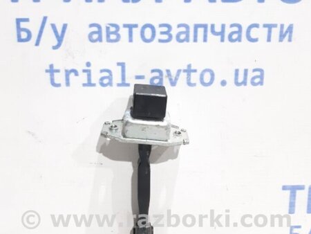 ФОТО Ограничитель двери передний правый для Mitsubishi Lancer X 10 (08-17) Киев