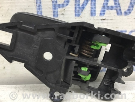 ФОТО Ручка двери внутренняя правая для Mitsubishi Lancer X 10 (08-17) Киев