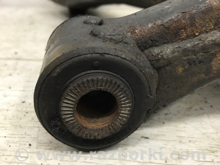 ФОТО Рычаг правый для Toyota Avensis T270 (10.2008-12.2012) Киев