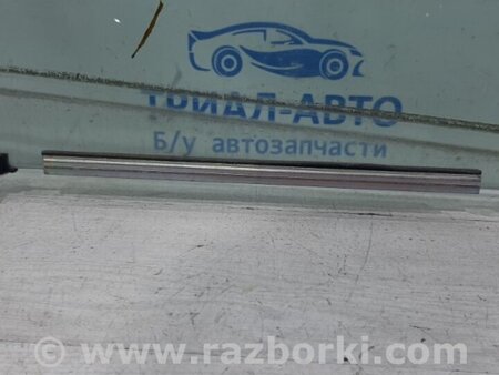 ФОТО Стекло двери переднее правое для Toyota Avensis T270 (10.2008-12.2012) Киев