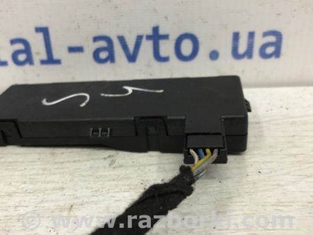 ФОТО Блок управления центральным замком для Opel Astra J (2009-2016) Киев