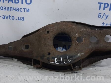 ФОТО Рычаг задней подвески нижний поперечный (под пружину) для Toyota Avensis T270 (10.2008-12.2012) Київ