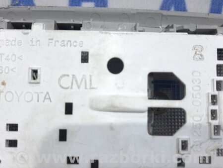 ФОТО Плафон задний для Toyota Avensis T270 (10.2008-12.2012) Киев