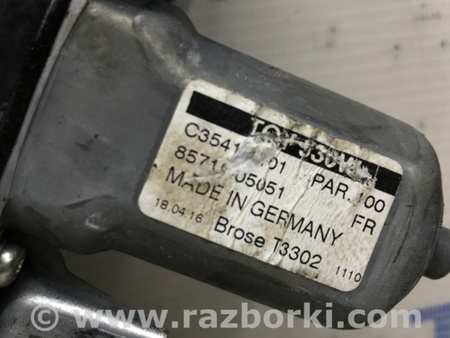 ФОТО Стеклоподъемник передний правый для Toyota Avensis T270 (10.2008-12.2012) Киев