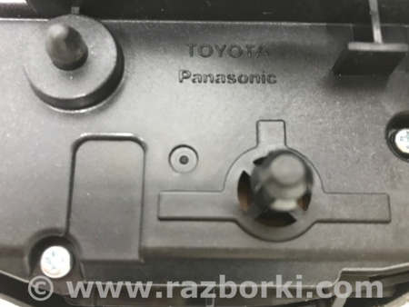 ФОТО Кнопки руля для Toyota Avensis T270 (10.2008-12.2012) Киев