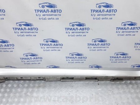 ФОТО Накладка порога внешняя правая для Toyota Avensis T270 (10.2008-12.2012) Київ