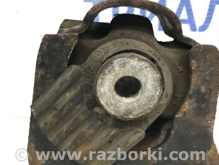 ФОТО Подушка ДВС передняя для Toyota Avensis T270 (10.2008-12.2012) Київ