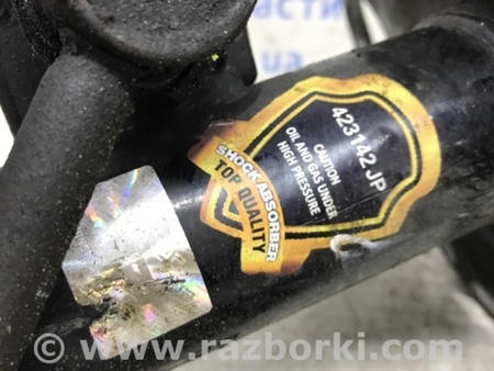 ФОТО Амортизатор передний правый для Toyota Avensis T270 (10.2008-12.2012) Киев