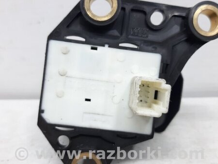 ФОТО Кнопка ручника для Toyota Avensis T270 (10.2008-12.2012) Киев