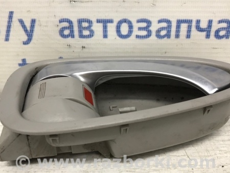 ФОТО Ручка двери внутренняя правая для Toyota Avensis T270 (10.2008-12.2012) Киев