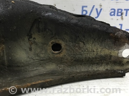 ФОТО Рычаг задней подвески нижний поперечный (под пружину) для Toyota Avensis T270 (10.2008-12.2012) Київ