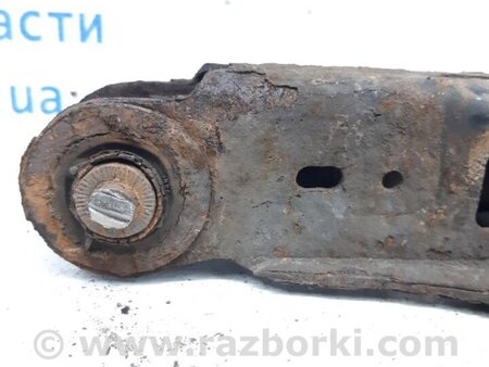 ФОТО Рычаг задней подвески нижний поперечный (под пружину) для Toyota Avensis T270 (10.2008-12.2012) Киев